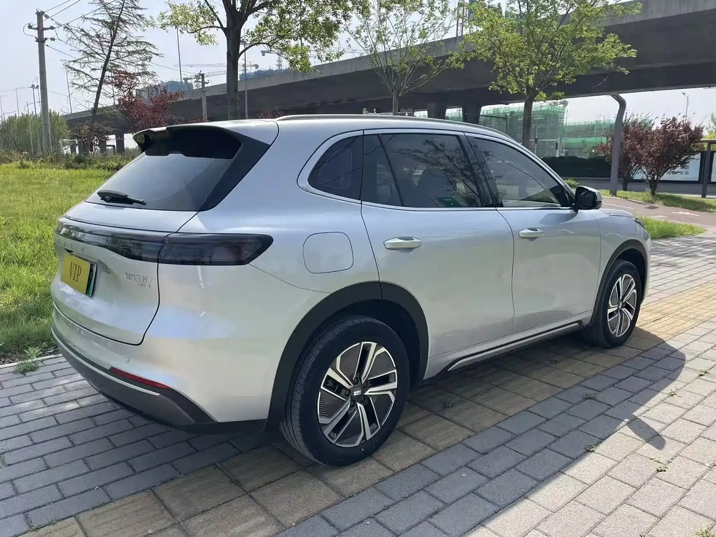 Geely Galaxy Galaxy Starship 7 EM-i 2025 Model 120km Explorer+ Edition фото 9