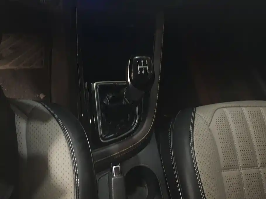 Changan Eado DT 2020 2019 1.6L Manual Relax China VI