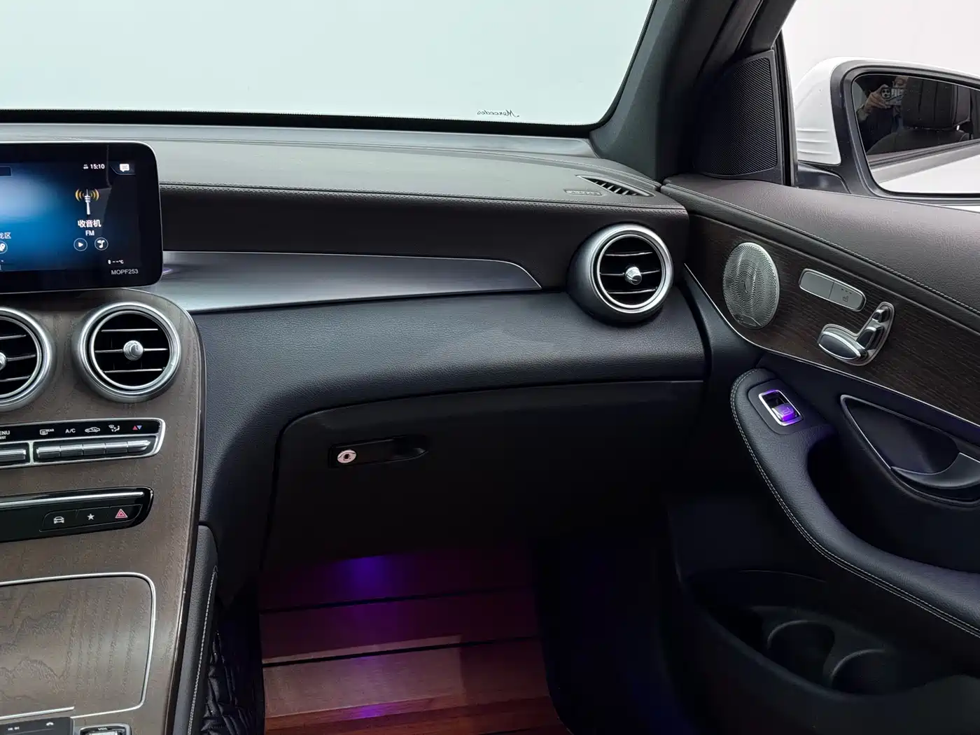 Mercedes-Benz GLC 2022 Model GLC 300 L 4MATIC Dynamic Edition фото 24