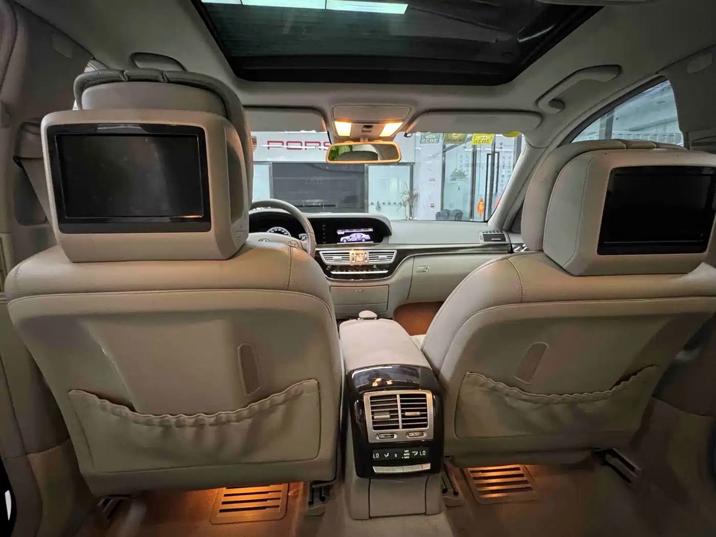 Mercedes-Benz S-Class 2010 S 300 L Luxury фото 34