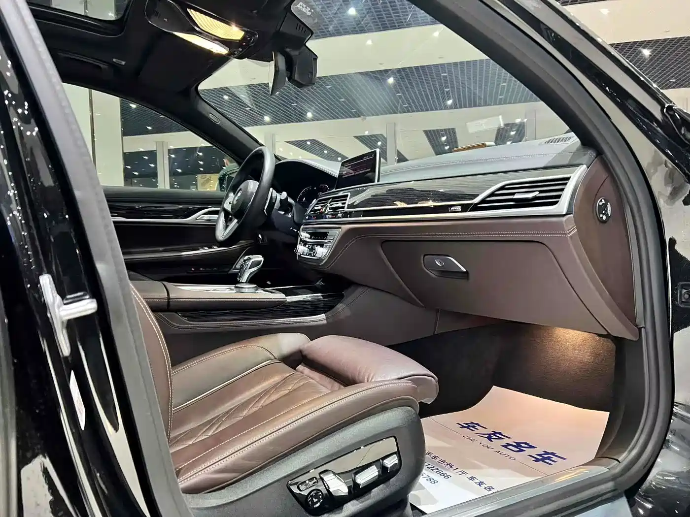 BMW 7 Series 2019 730Li M Sport Package фото 11