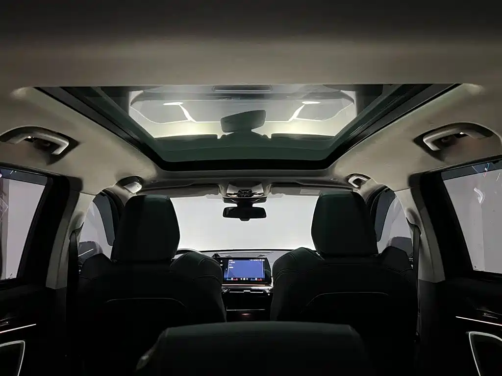 BMW X1 2023 sDrive20Li X Design Package фото 14