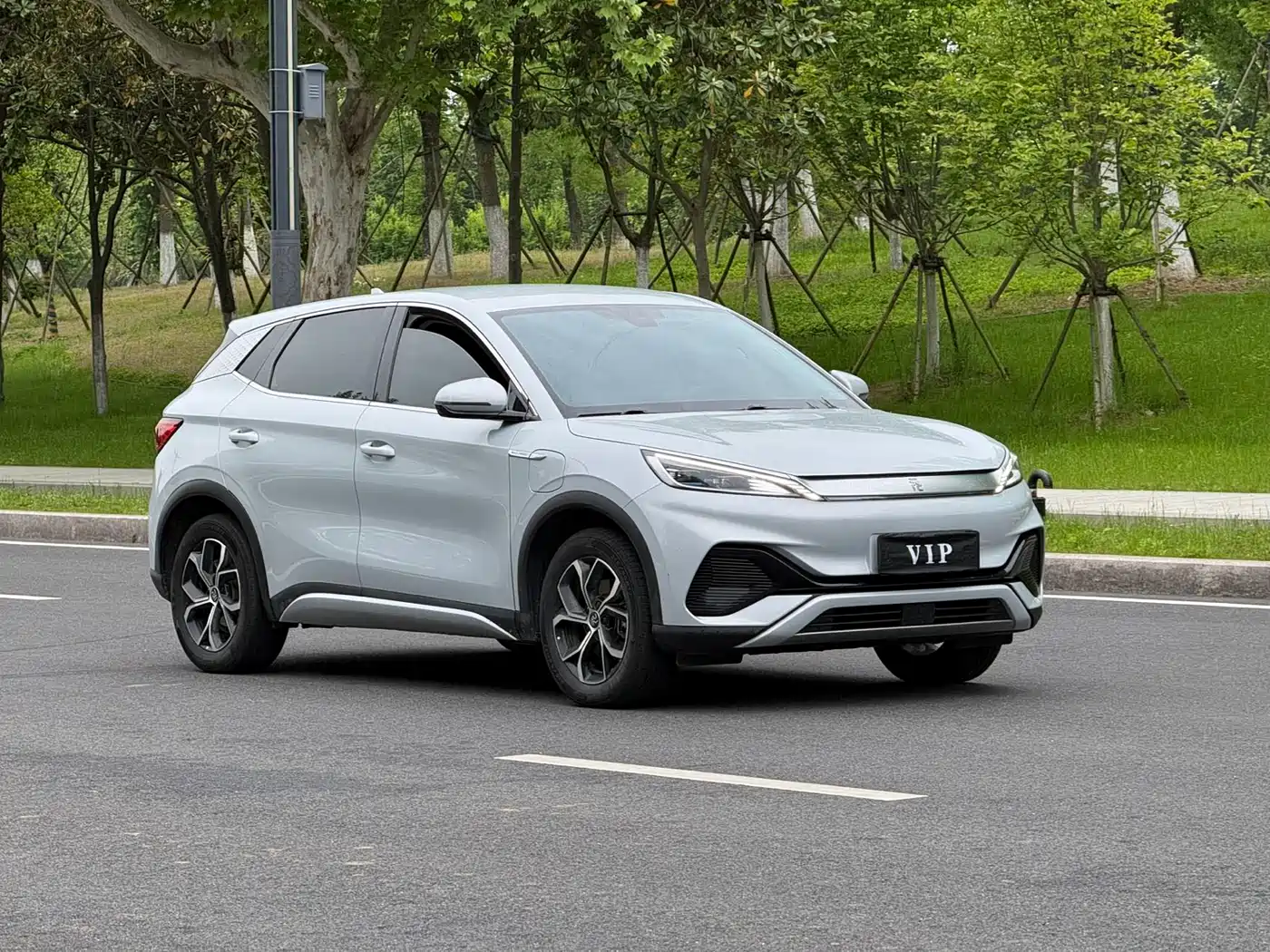 BYD Yuan PLUS 2024 Glory Edition 510KM Leading фото 3