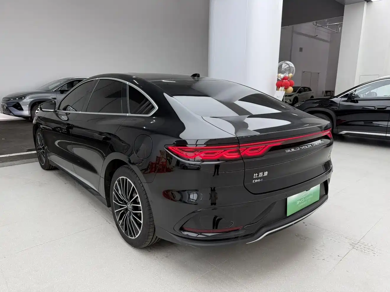 BYD Han 2025 2025 DM-i Smart Driving Edition 125KM LiDAR Flagship