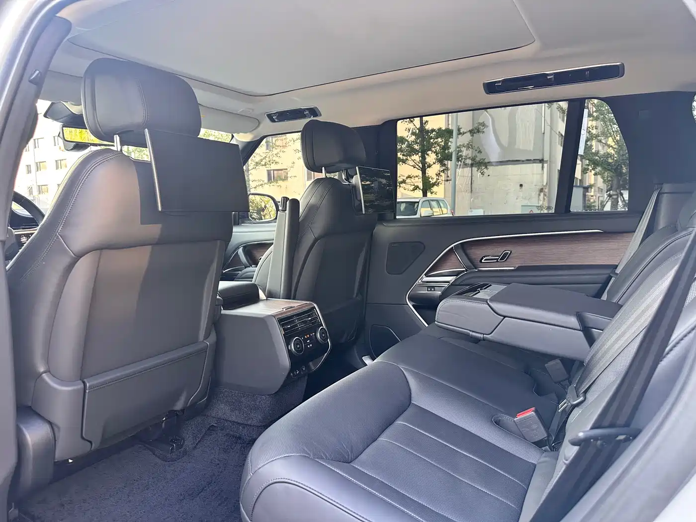 Фото 22 - Land Rover Range Rover