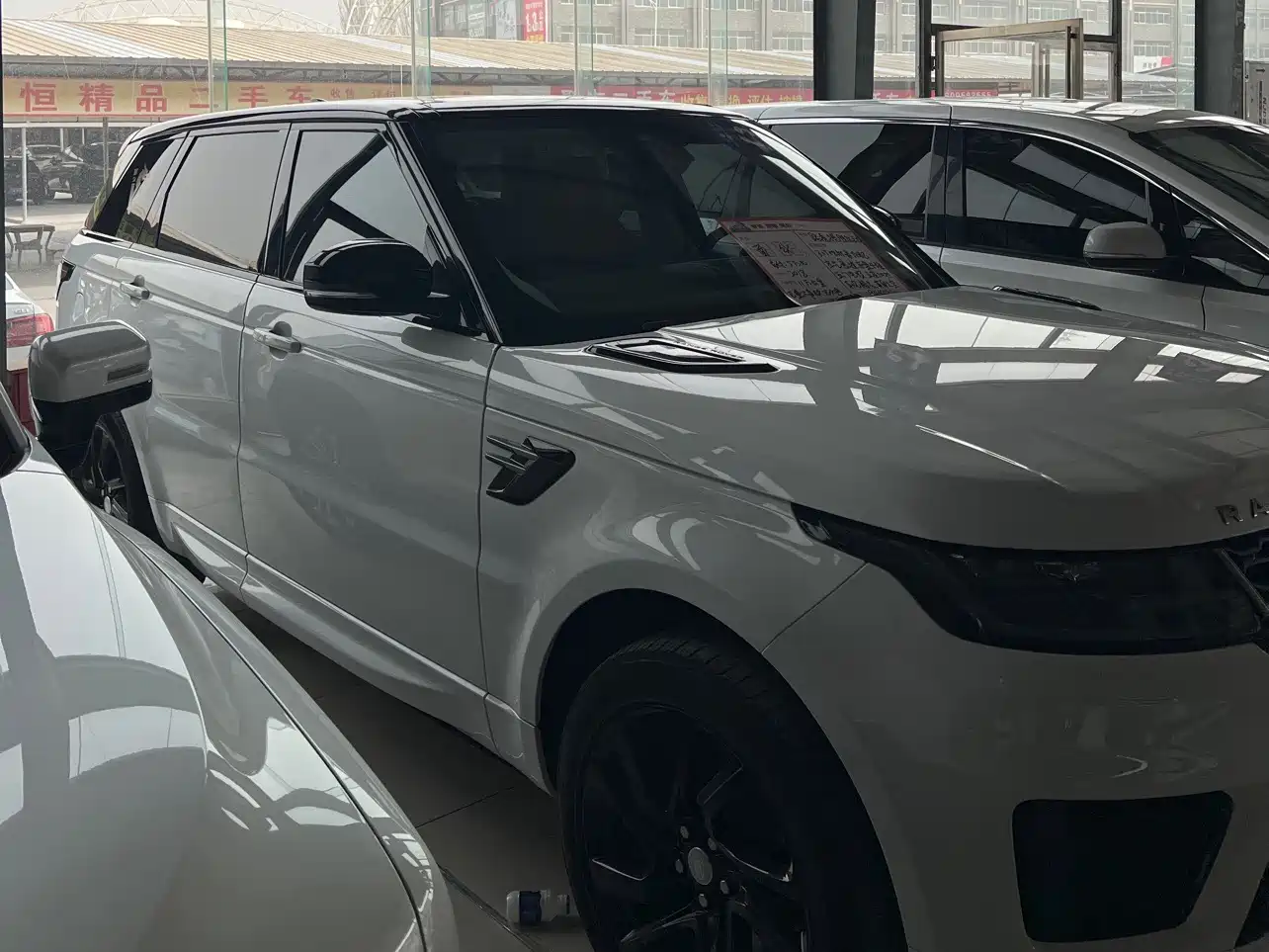 Land Rover Range Rover Sport 2018 3.0 SC V6 HSE DYNAMIC фото 3