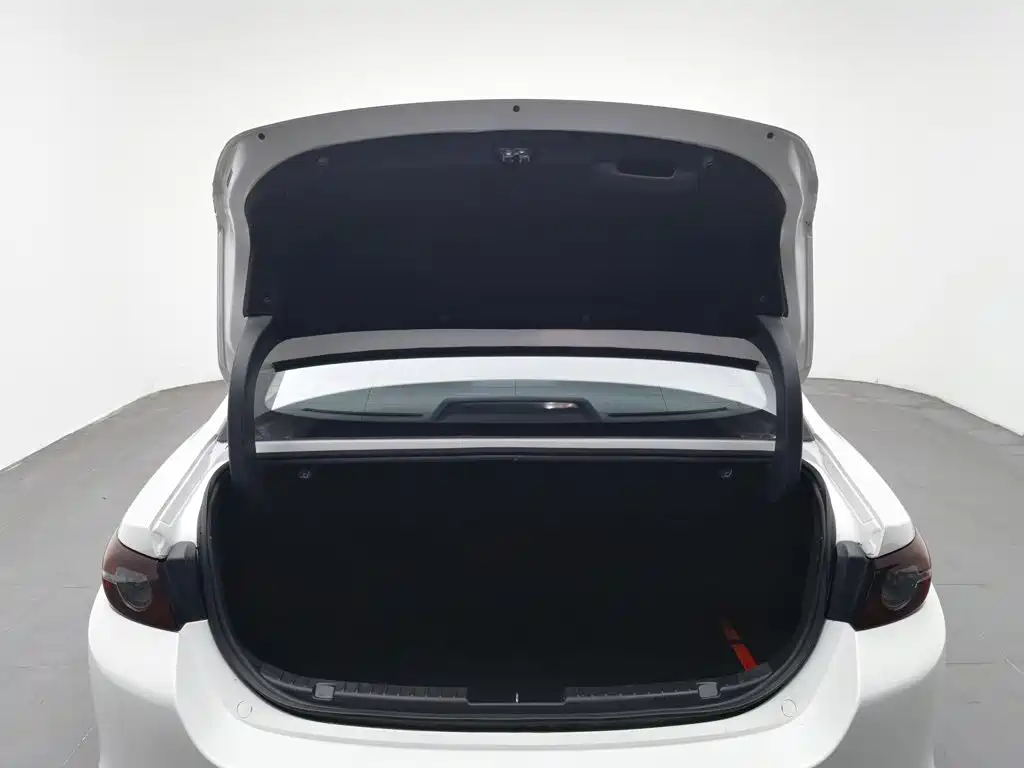 Mazda MAZDA3, миниатюра 16