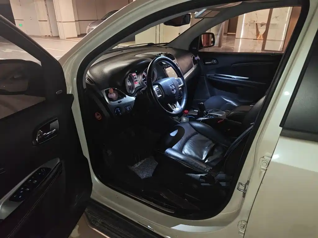 Dodge Journey 2015 2014 2.4L FWD Touring Edition