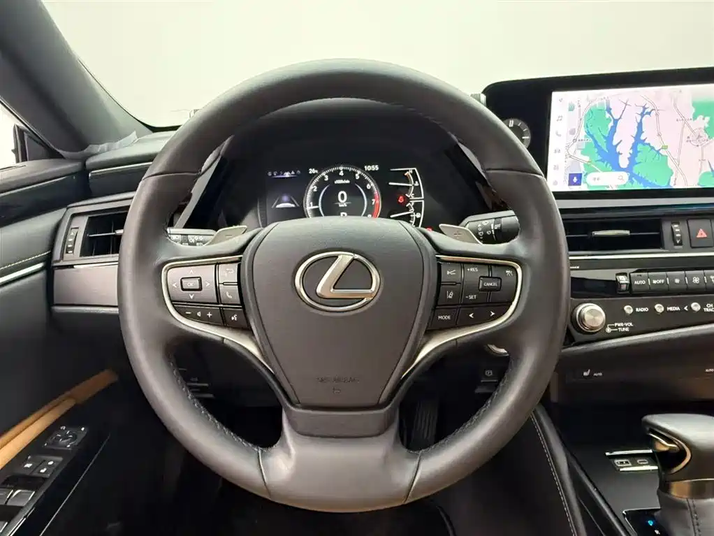 Lexus ES 2022 200 Excellence Edition фото 5