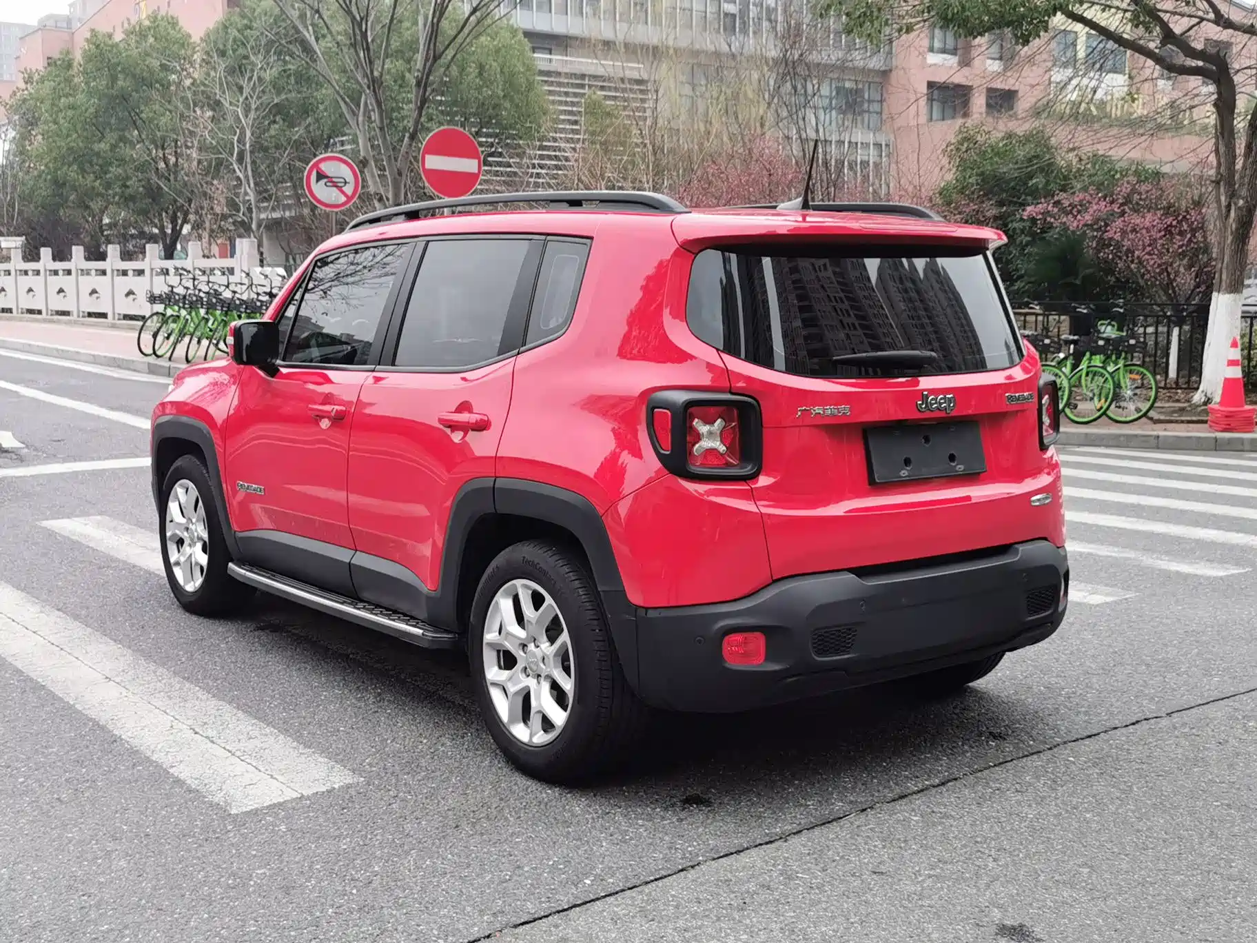 Фото 5 - Jeep Renegade
