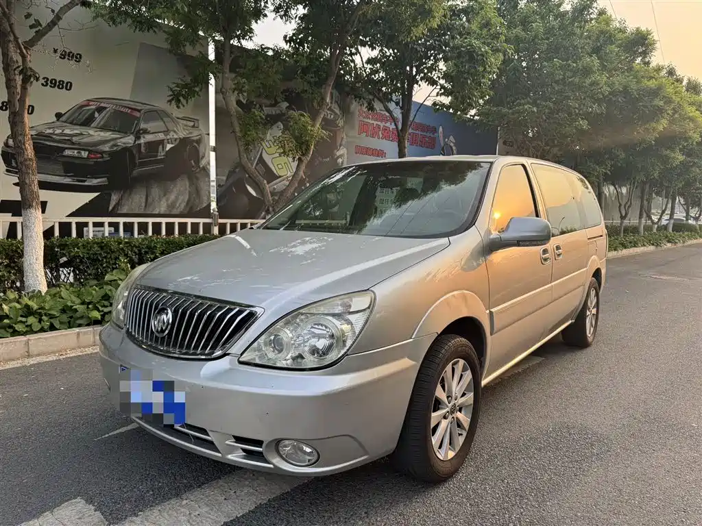 Buick GL8 2013 2.4L Classic