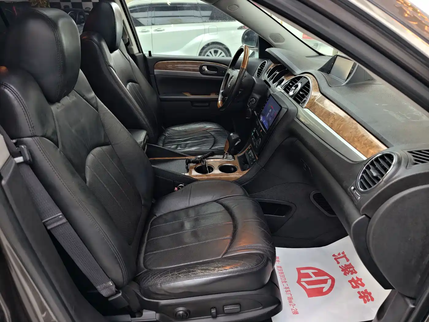 Buick Enclave 2010 3.6L Elite Edition фото 28