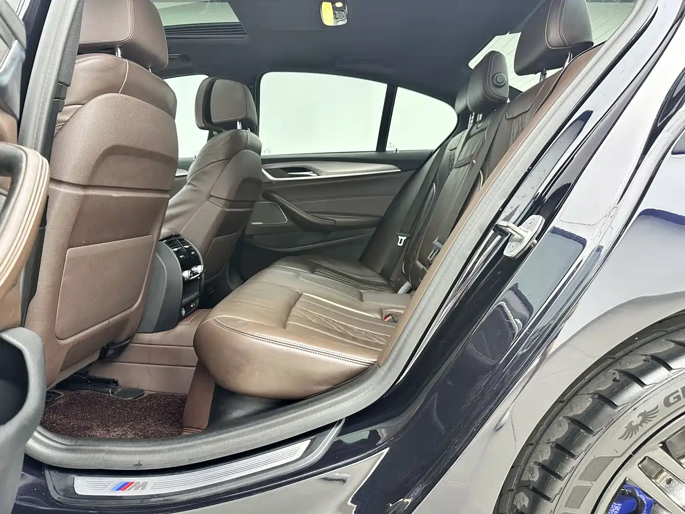 BMW 5 Series (Import) 2020 540i Style Edition M Sport Package фото 6
