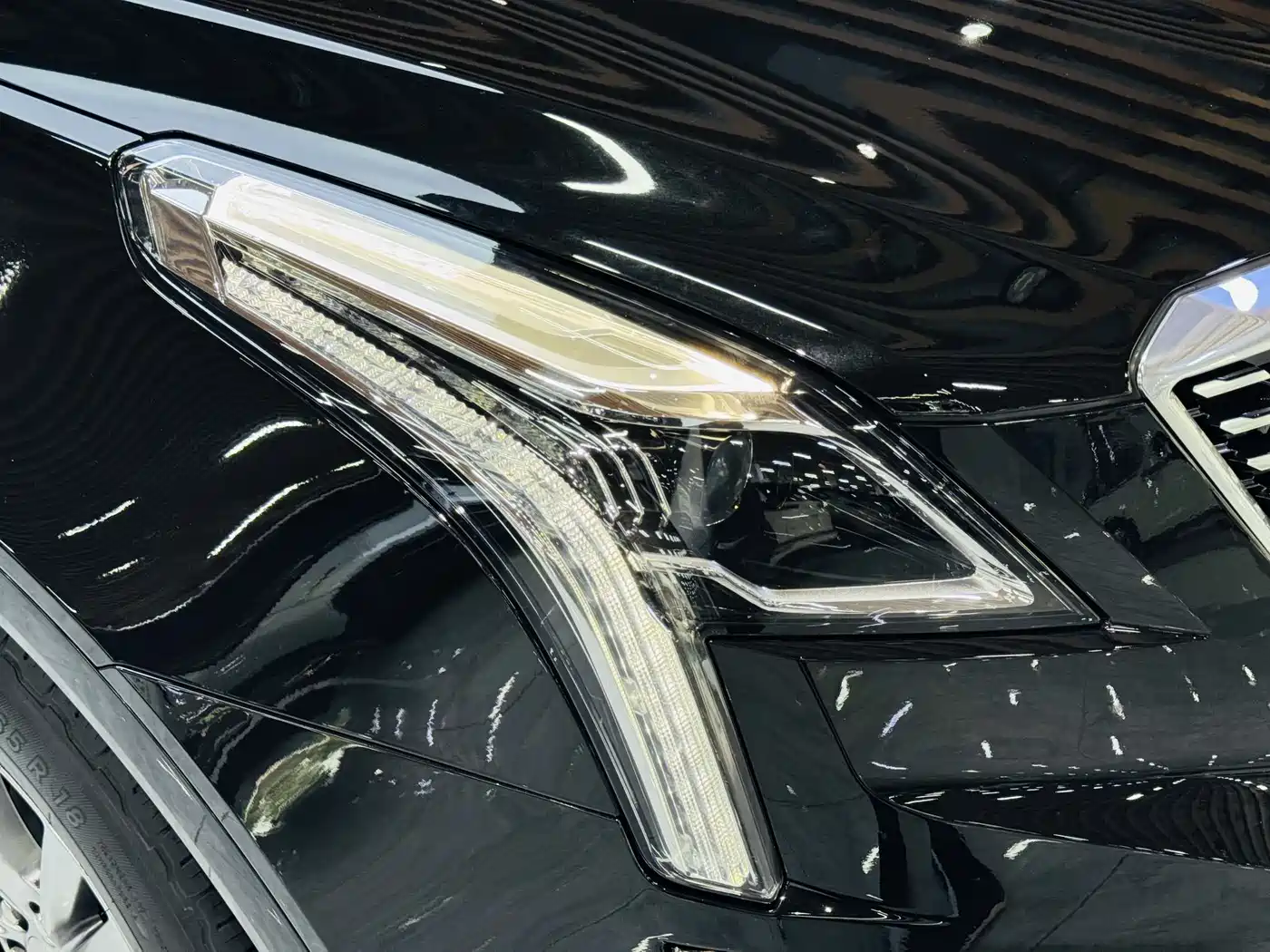 CADILLAC XT5