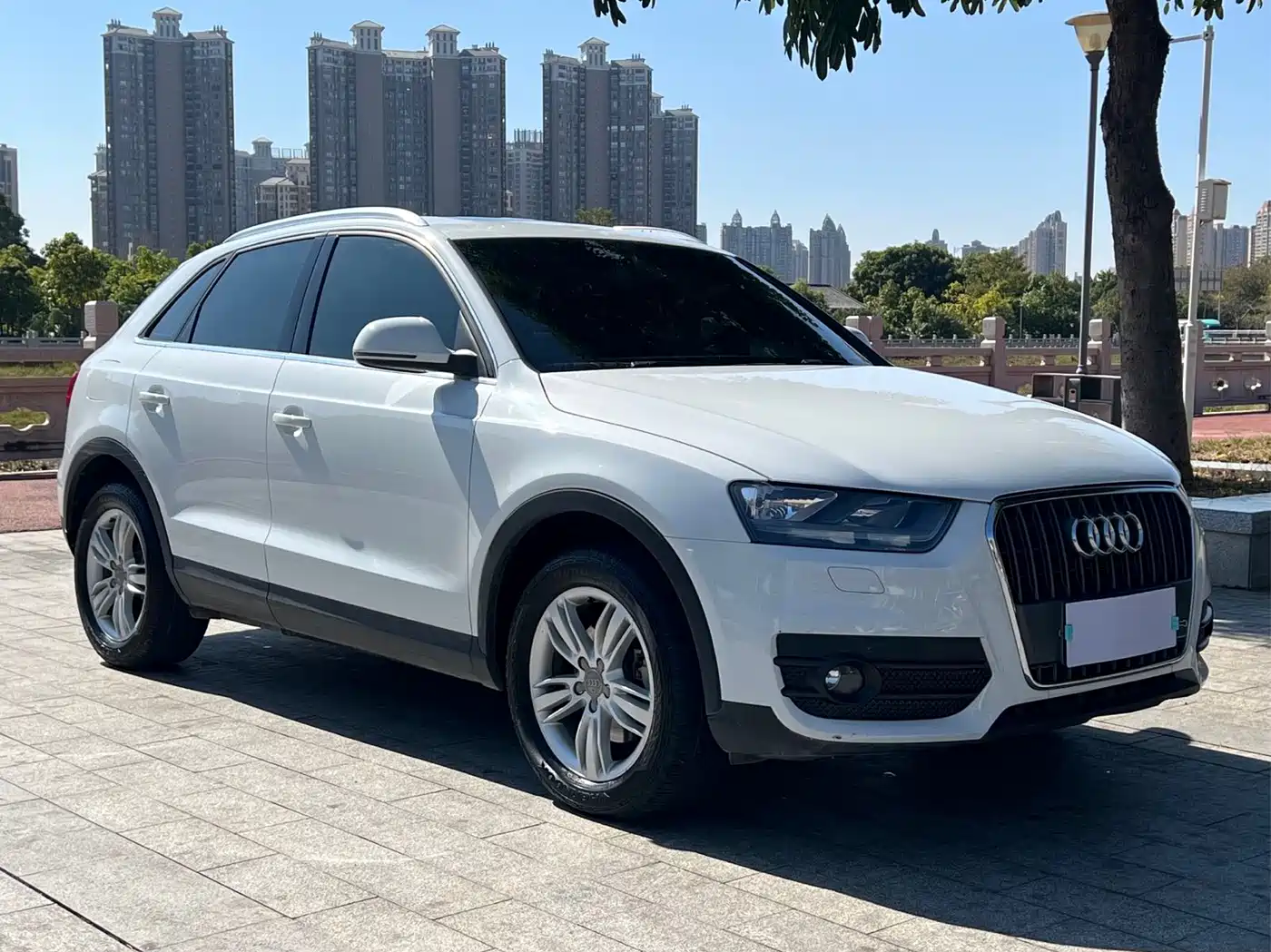 Audi Q3 2015 35 TFSI Millionth Anniversary Comfort фото 3