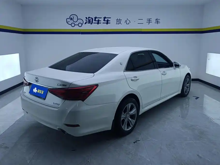 Toyota Crown 2018 2.0T Pioneer Edition фото 3