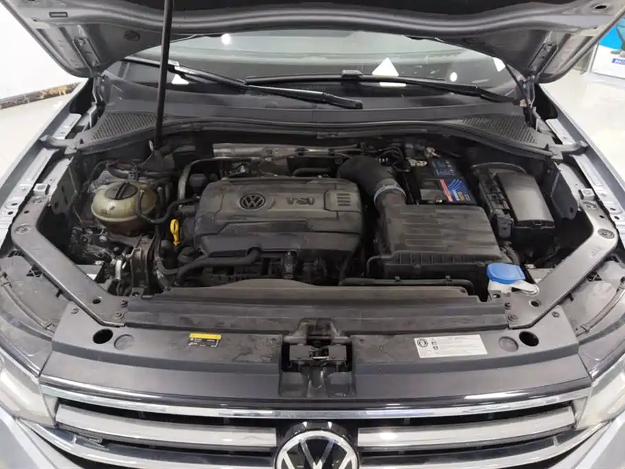 Volkswagen Tiguan L 2023 380TSI 4WD R-Line Flagship 7-seater фото 10