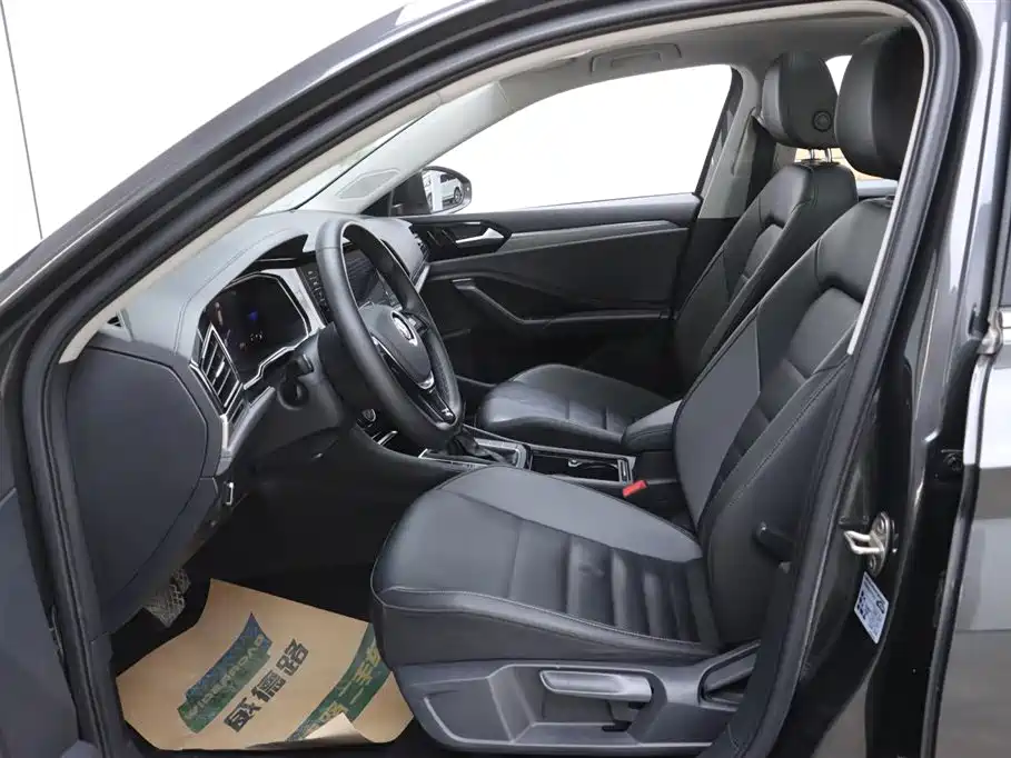 Volkswagen Sagitar 2021 280TSI DSG Surpassing Edition фото 15