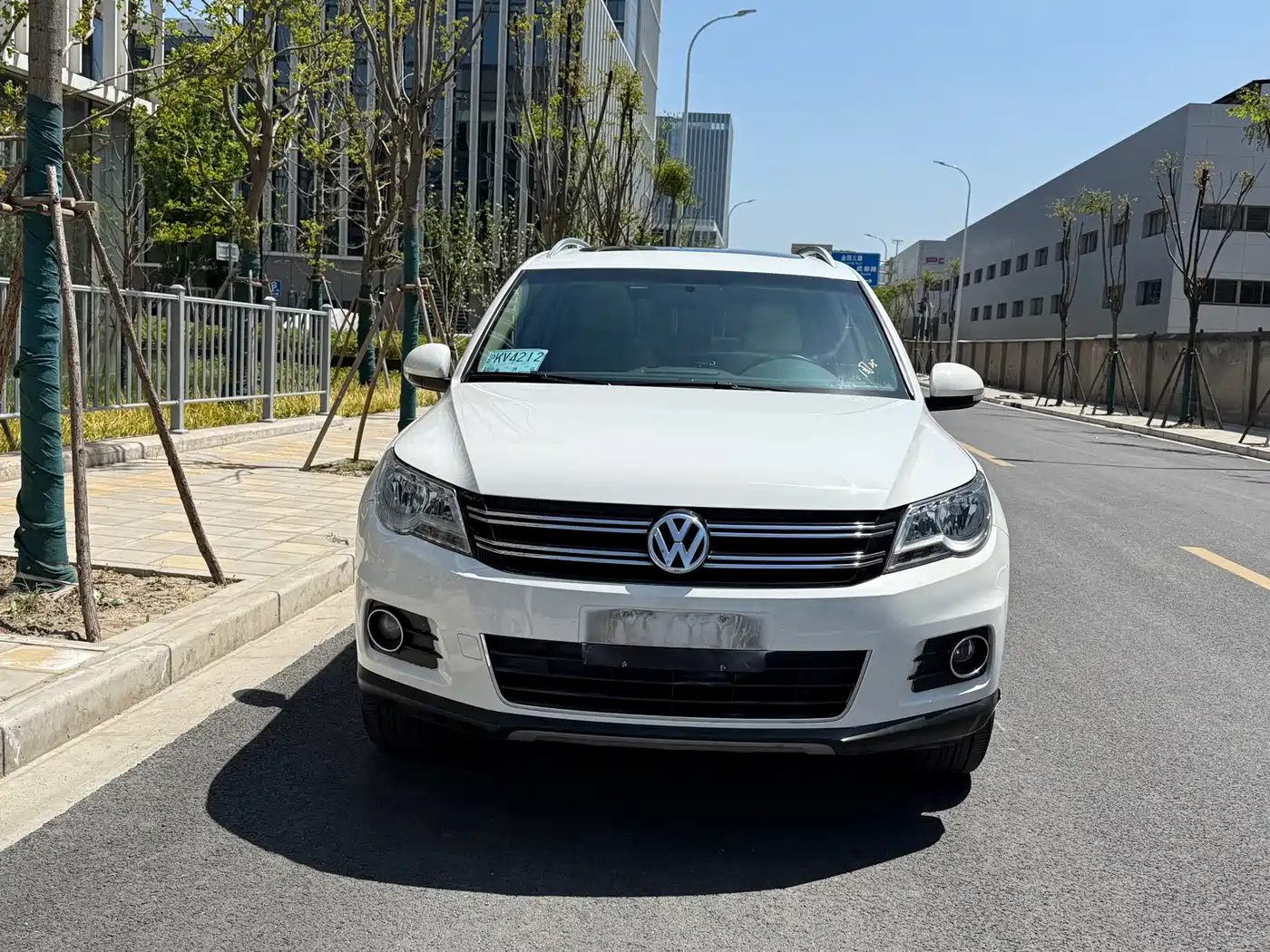 Volkswagen Tiguan 2010 1.8TSI Automatic 4WD Elite фото 2