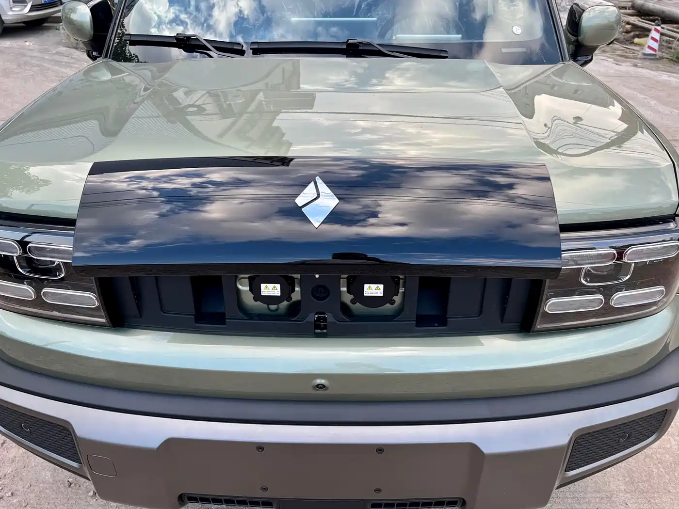 BAOJUN YUE ALSO PLUS