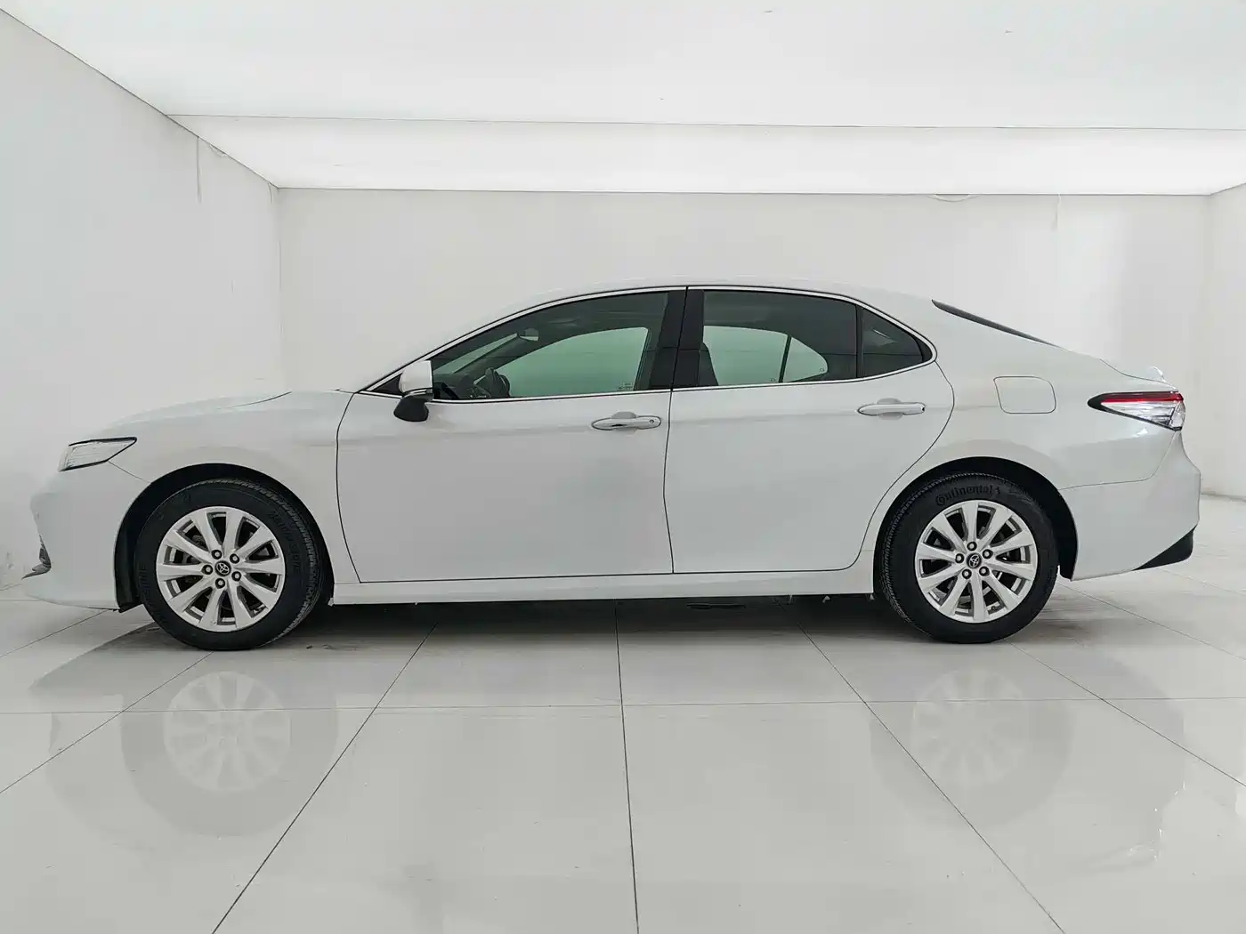 Toyota Camry 2019 2.0G Luxury (China V) фото 5