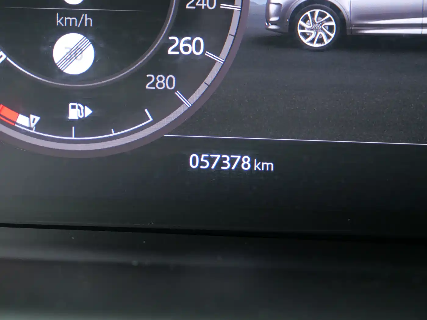Land Rover Discovery Sport 2020 249PS R-Dynamic Performance Tech 7-seater фото 20