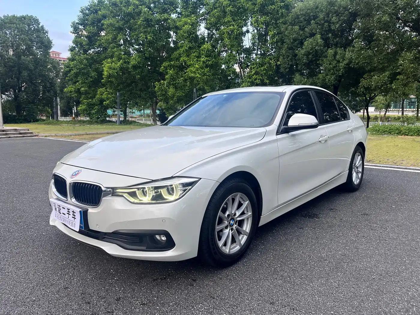 BMW 3 Series 2016 316i Fashion