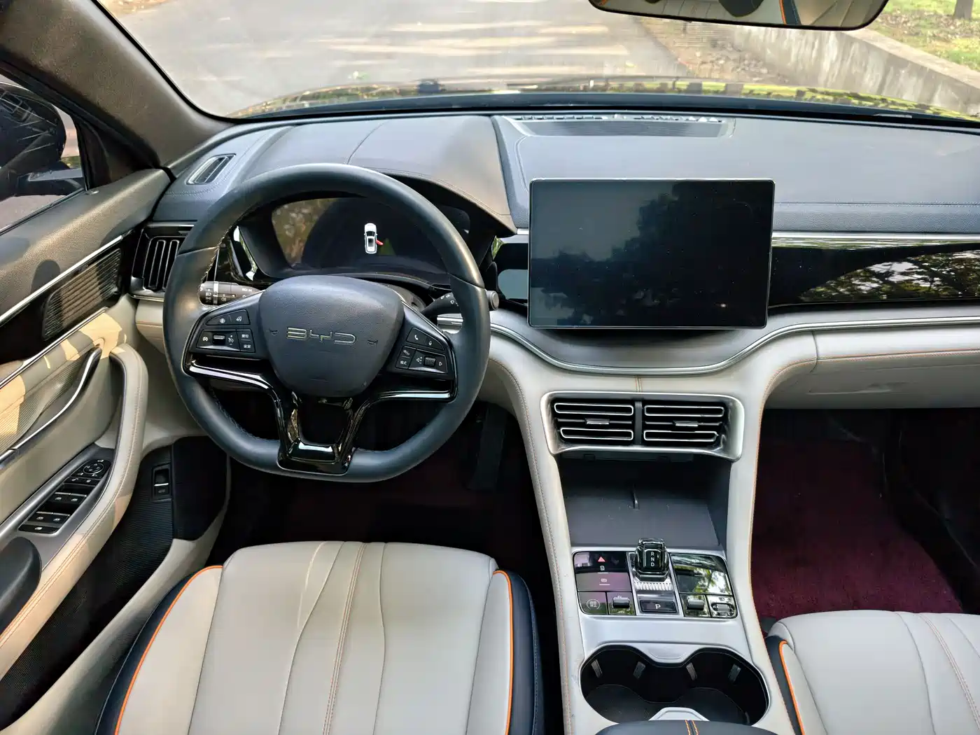 BYD Song PLUS PHEV 2024 Glory Edition DM-i 110km Flagship фото 10