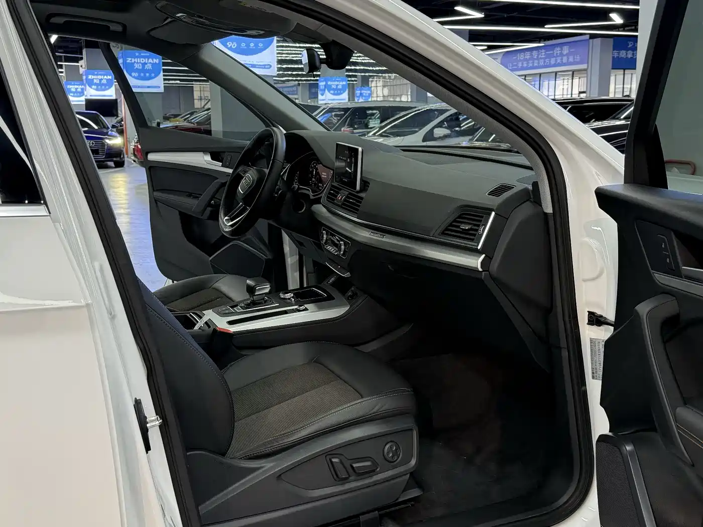 Audi Q5L 2018 40 TFSI Premium Fashion China VI фото 18