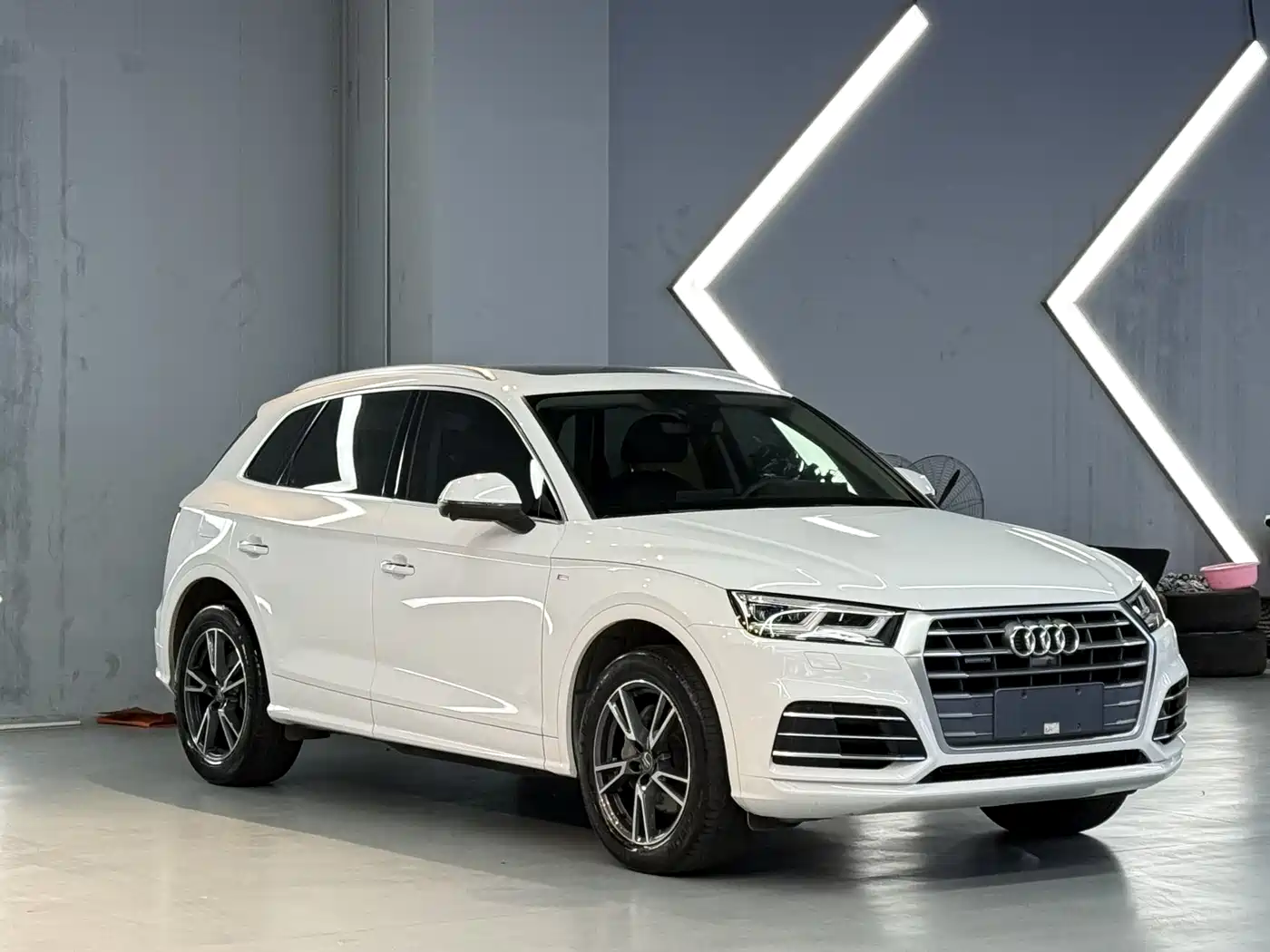 Audi Q5L 2018 40 TFSI Premium Fashion China VI фото 3