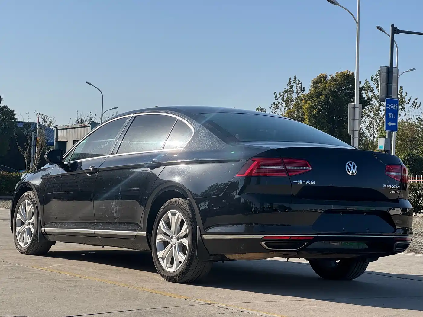 Volkswagen Magotan 2018 Facelift 330TSI DSG Luxury фото 5