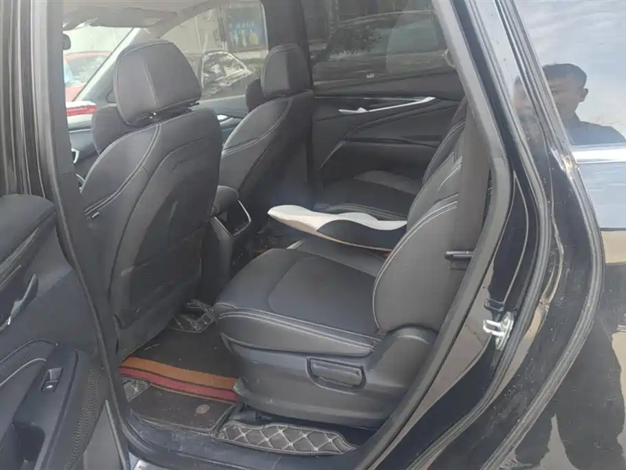 SAIC MAXUS CHASE G50