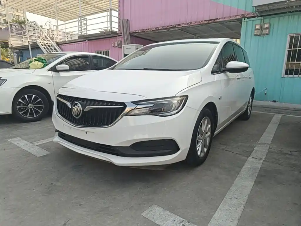 Фото 2 - Buick GL6