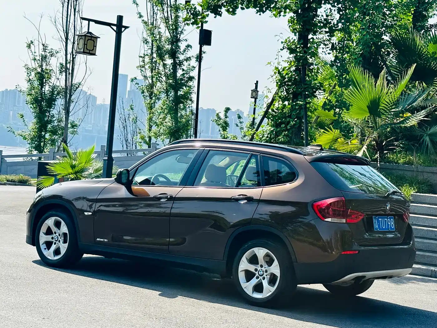 BMW X1 (Import) 2012 sDrive18i Luxury фото 6