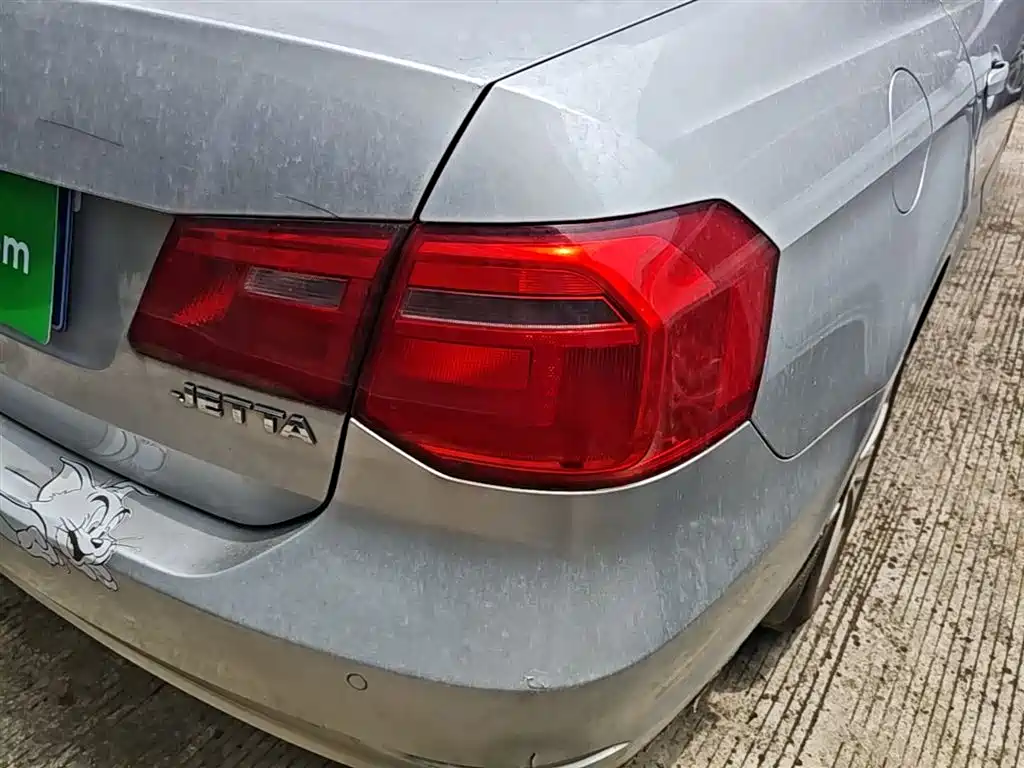 Volkswagen Jetta 2015 1.6L Manual Comfort фото 8