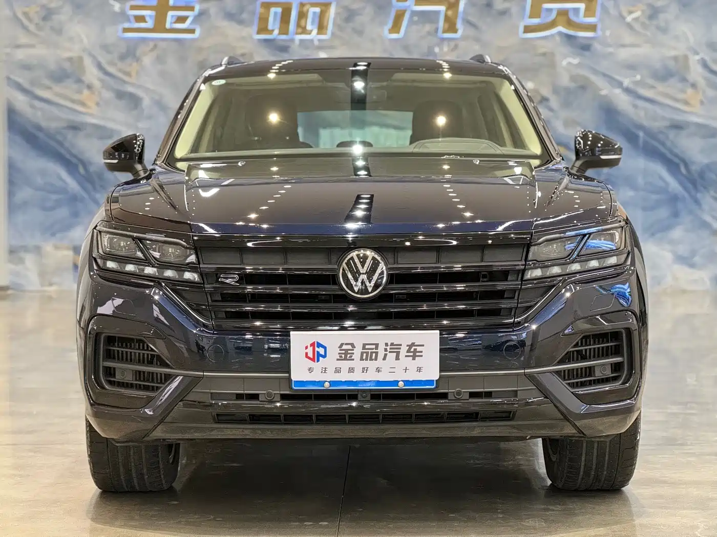 Volkswagen Touareg 2023 2023 3.0TSI R-Line Black Sports Package