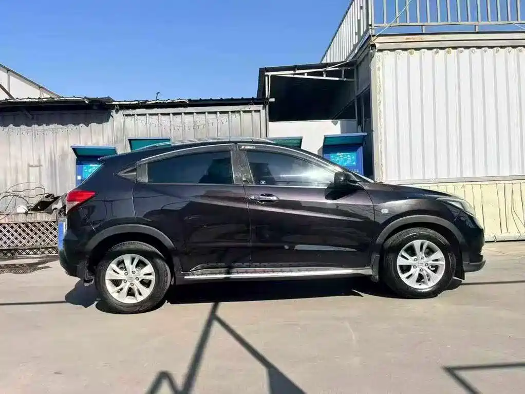 Honda Vezel 2015 2015 1.5L CVT 2WD Comfort