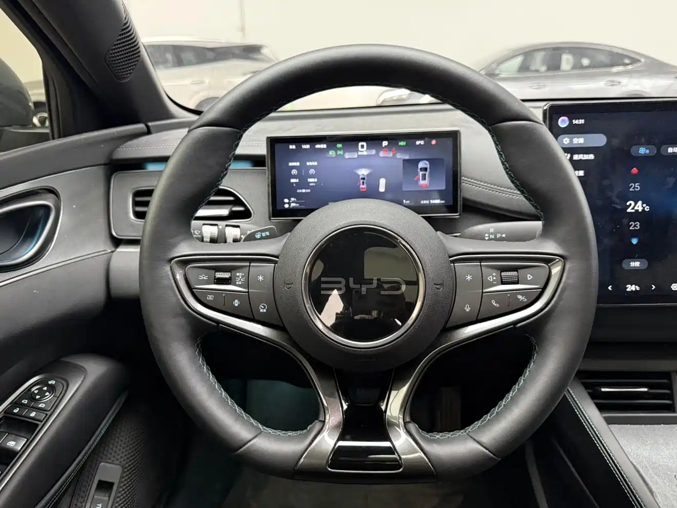 Фото 6 - BYD Seal 06 DM-i Touring