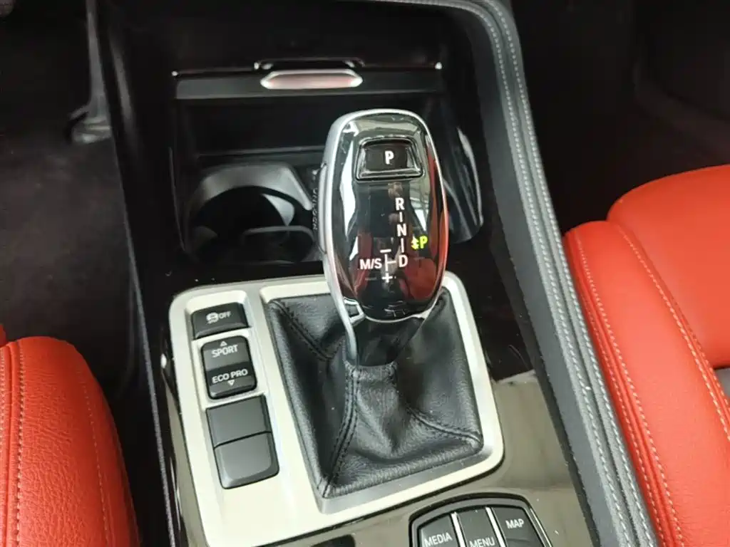 BMW 1 Series 2021 125i M Sport Black Night Edition фото 14
