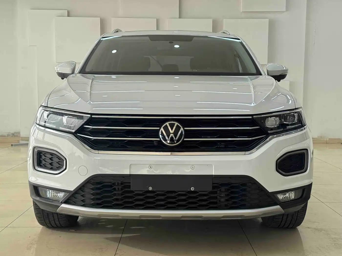 Volkswagen T-ROC 2021 280TSI DSG 2WD Comfort Smart Connect Edition фото 2