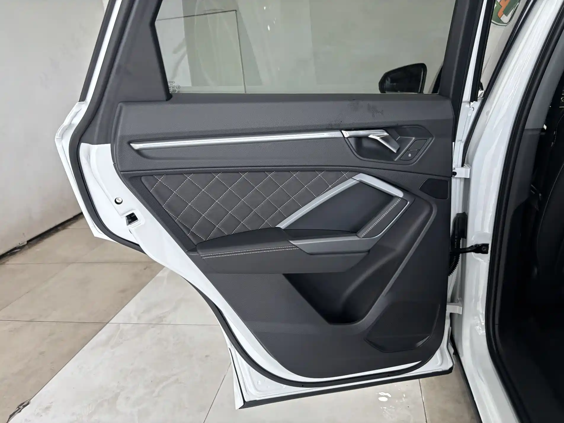 Фото 20 - Audi Q3