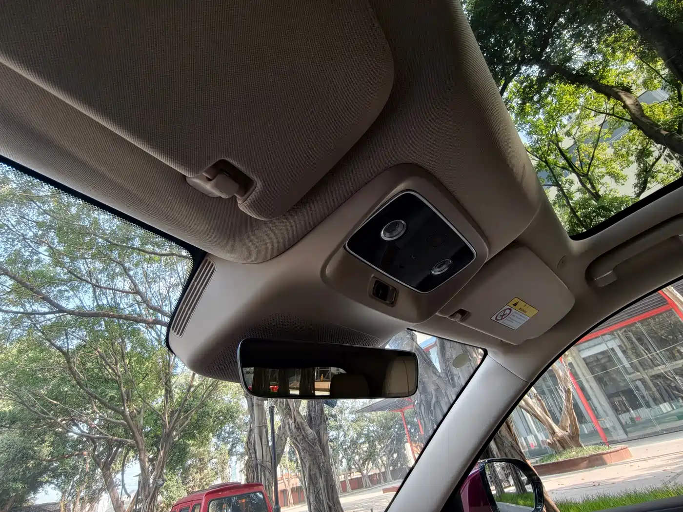 AITO Wenjie AITO M7 2026 Extended Range Max AWD 5-seater фото 9