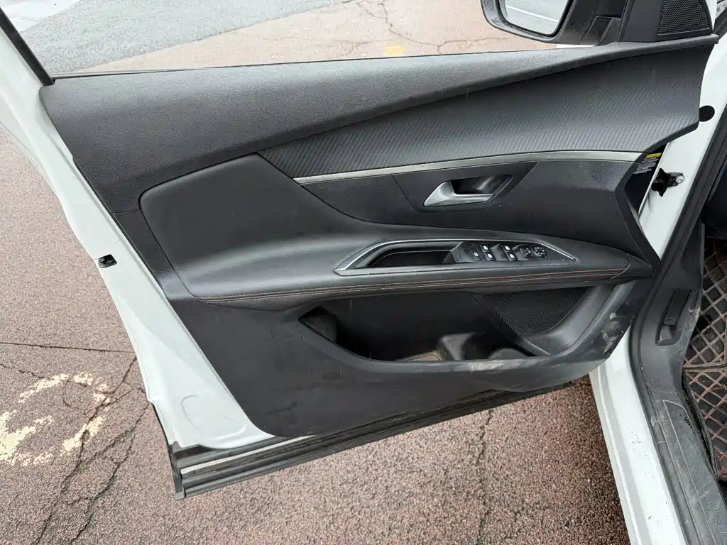 Peugeot 4008 2020 2019 Facelift 360THP Pioneer Edition