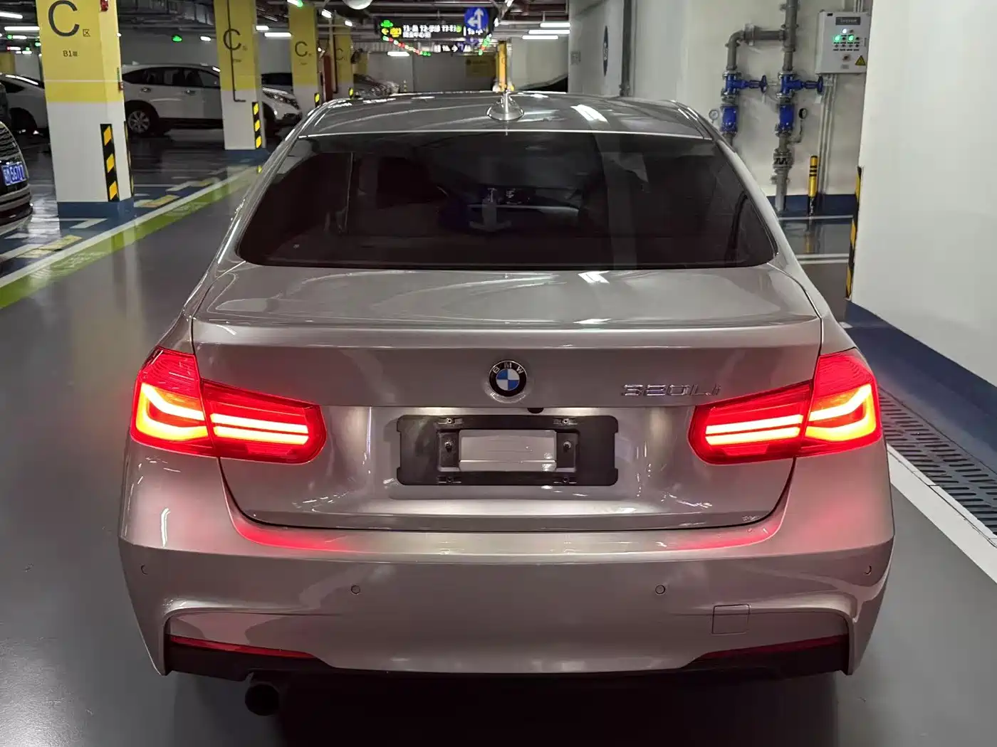 Фото 3 - BMW 3 Series