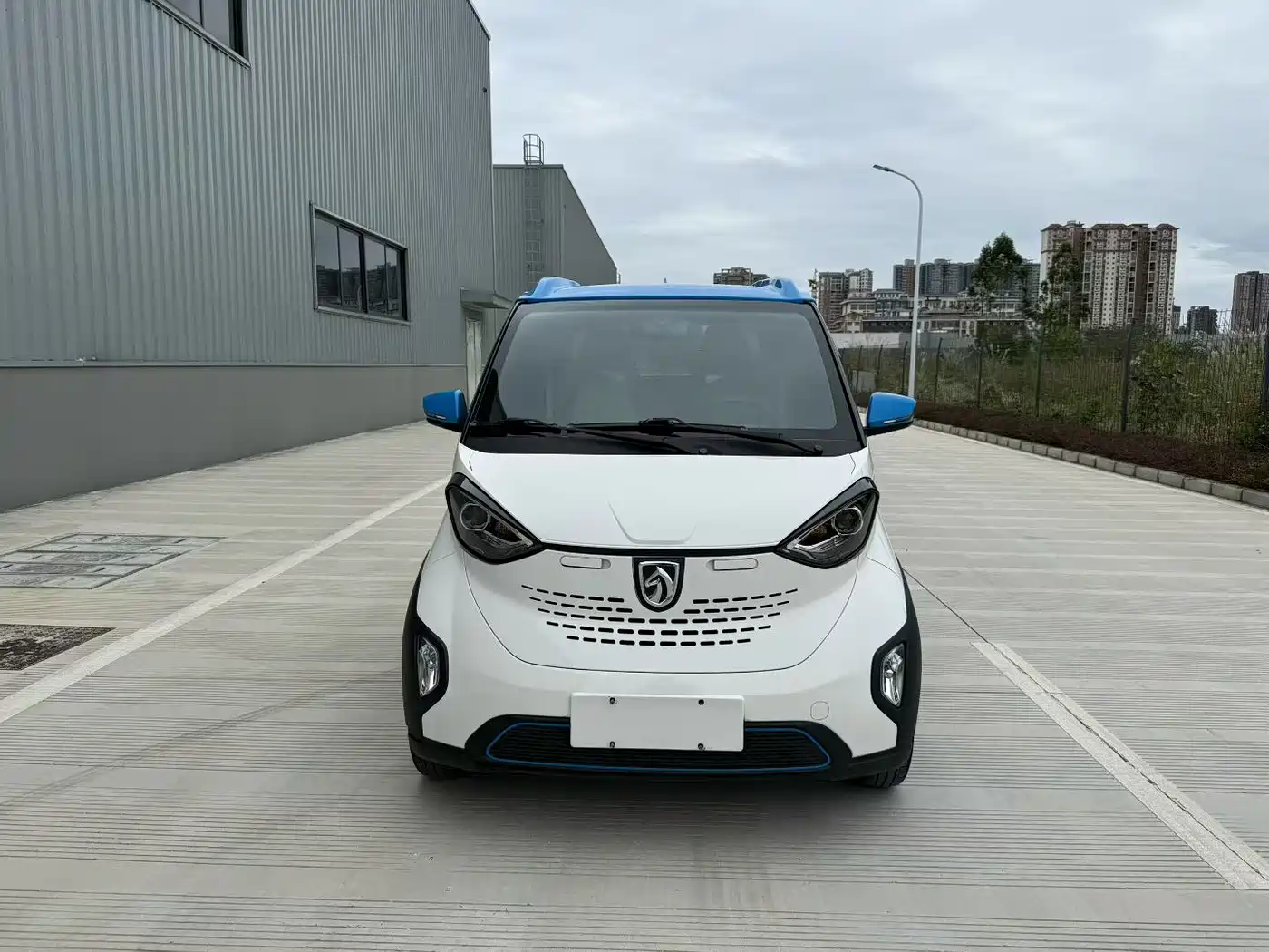 BAOJUN E100