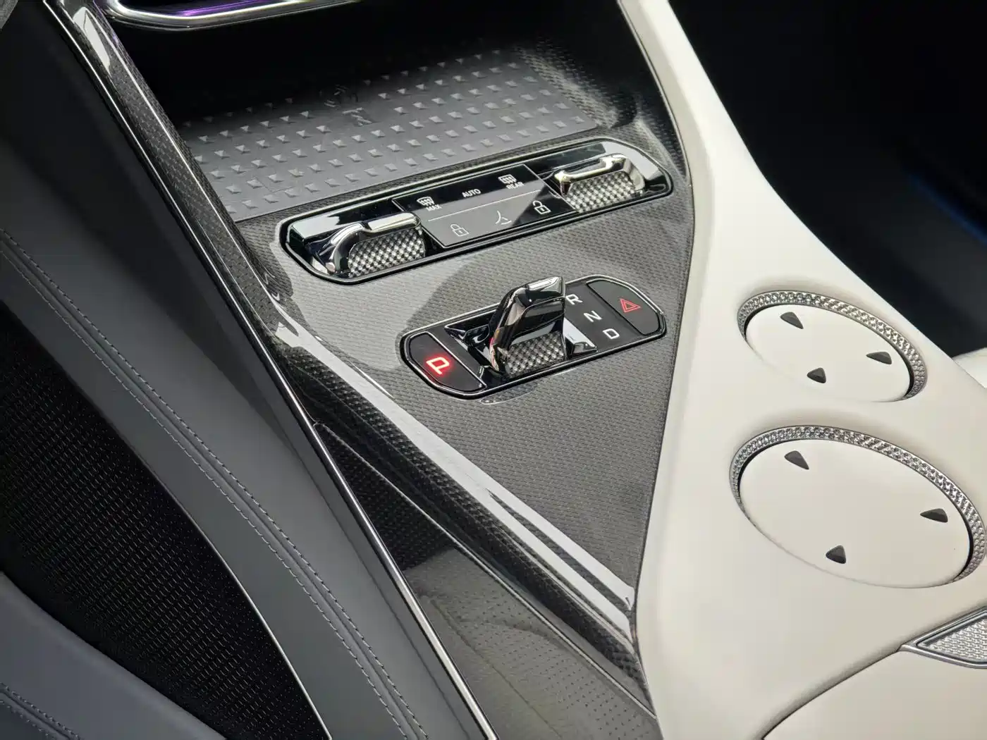 Lotus Cars ELETRE 2023 ELETRE R+ фото 13
