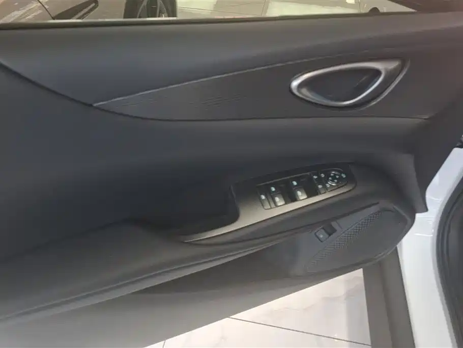 BYD SEAL 06 NEW ENERGY