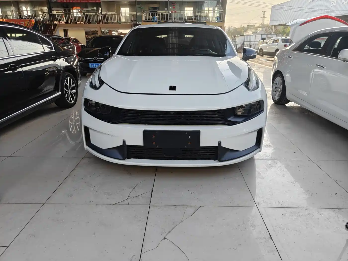 Lynk & Co 03 2020 1.5TD DCT Power Edition фото 2
