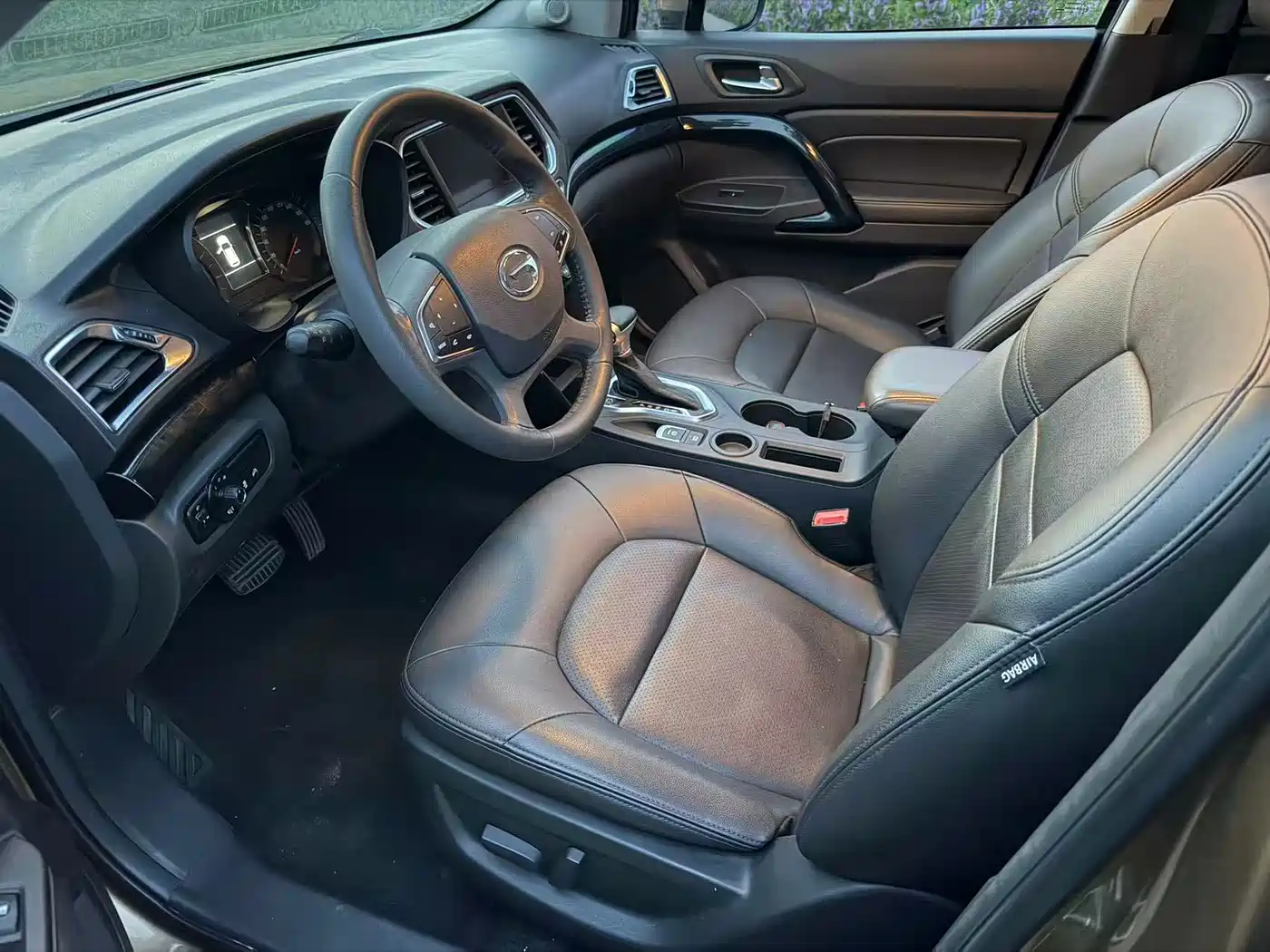 GAC Trumpchi Trumpchi GS4 2016 235T G-DCT Luxury Edition фото 6
