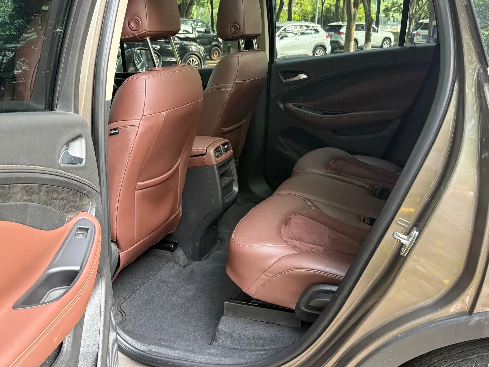 Фото 12 - Buick Envision Plus